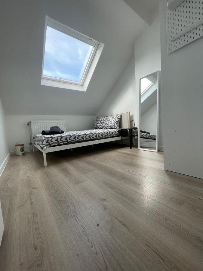 Schaerbeek Room 2 Brussels Exterior photo